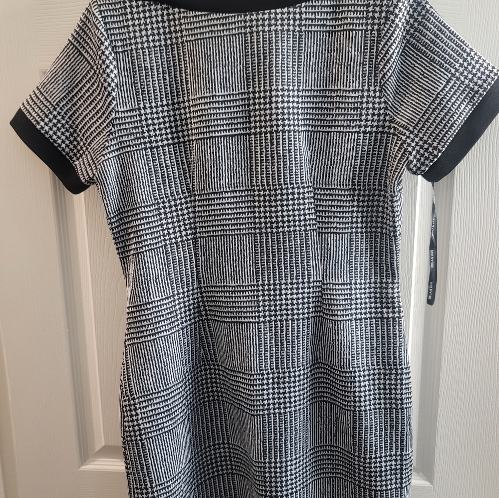 Mini Dress - Picture 4 of 5